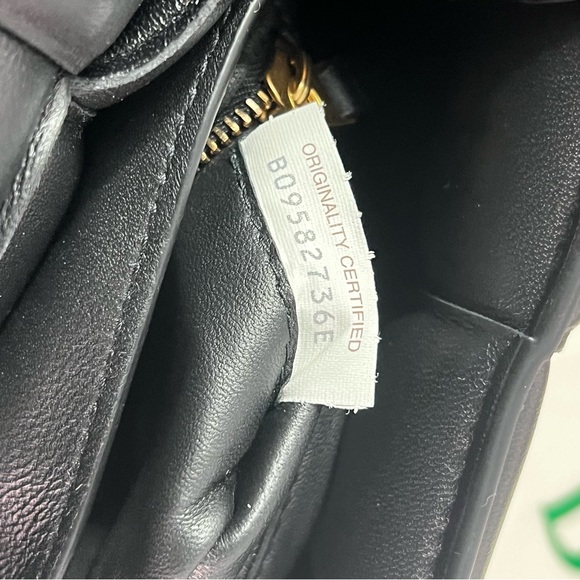 Authentic Bottega Veneta Cassette crossbody - Picture 13 of 14